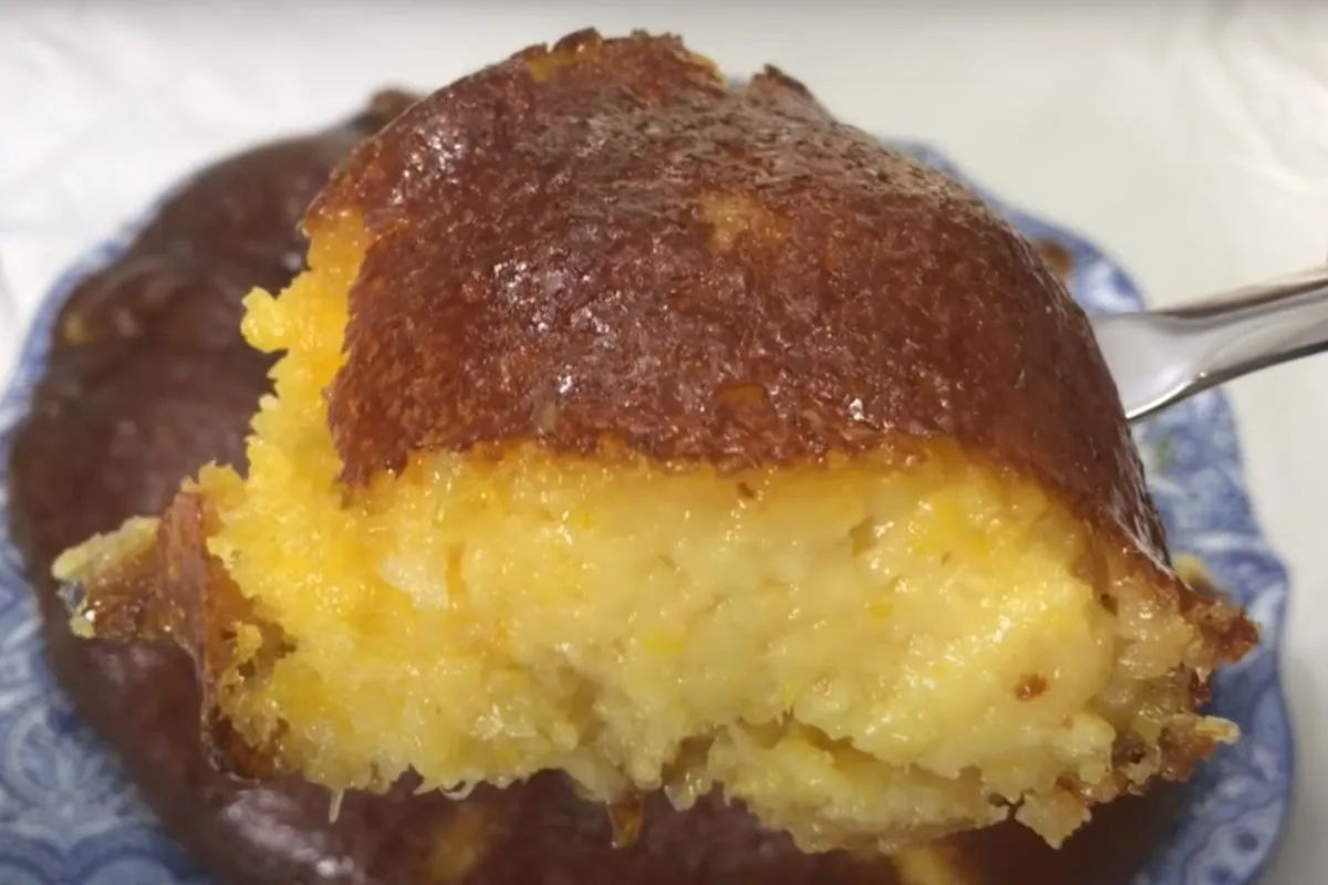 Bolo de milho cremoso molhadinho e rápido de fazer