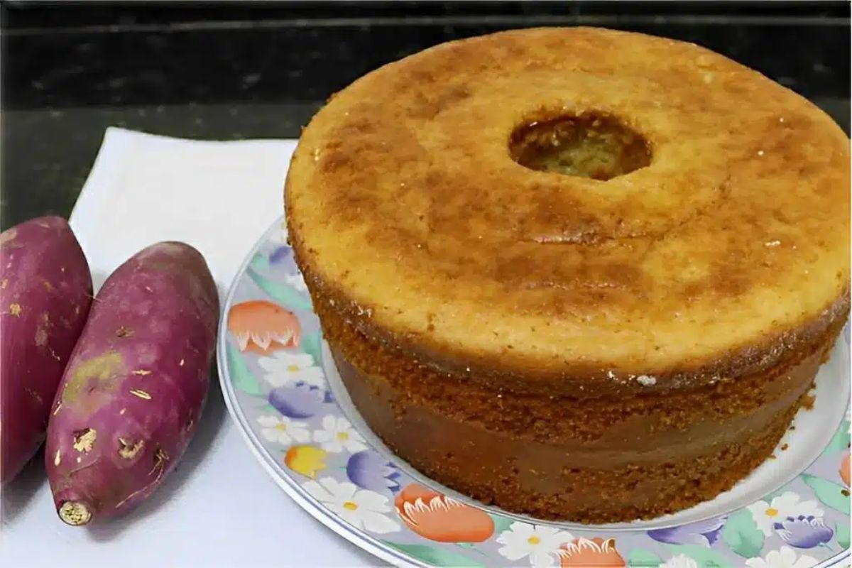 Bolo de batata doce de liquidificador