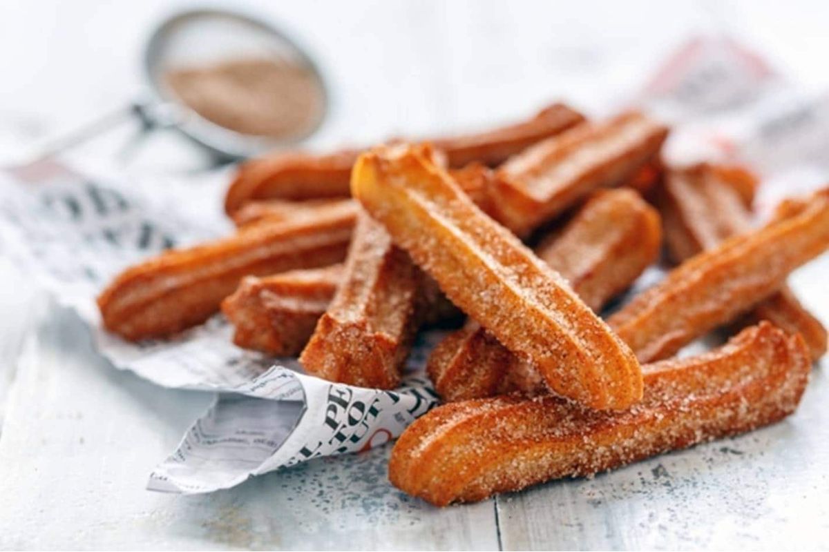 Aprenda a fazer churros caseiros deliciosos em casa