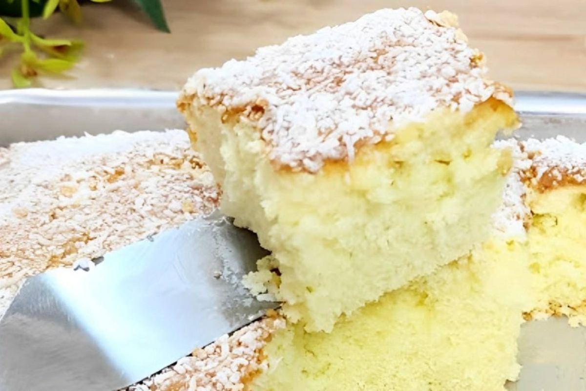 Bolo de Maizena com Coco: uma receita simples e deliciosa para o café da tarde!