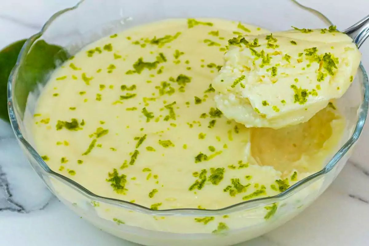 Mousse de limão fácil e delicioso