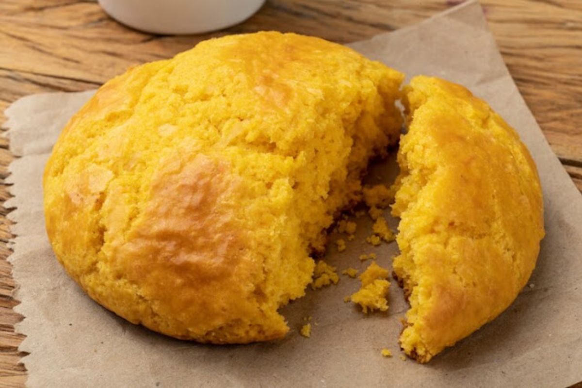 A Deliciosa Broa de Fubá – O Sabor Autêntico da Roça em Cada Mordida!