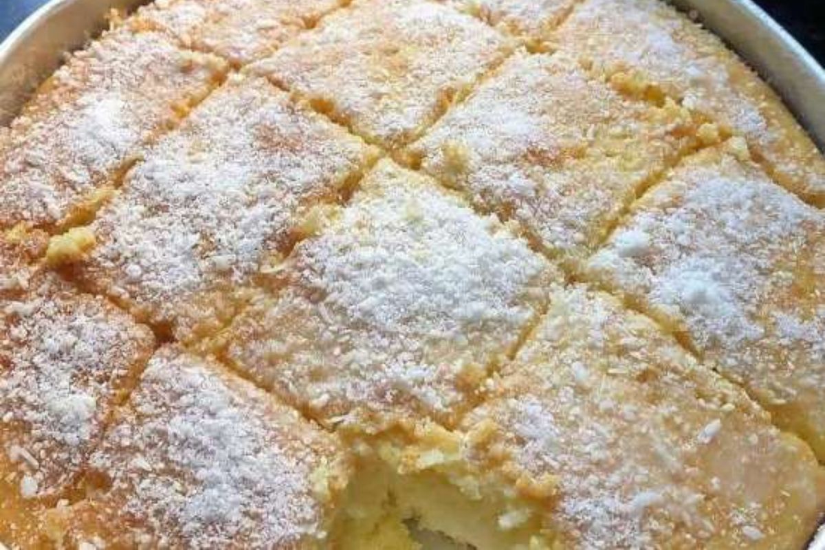 Bolo 4 Colheres: Receitinha desmancha na boca, ideal pra acompanhar o Cafezinho!