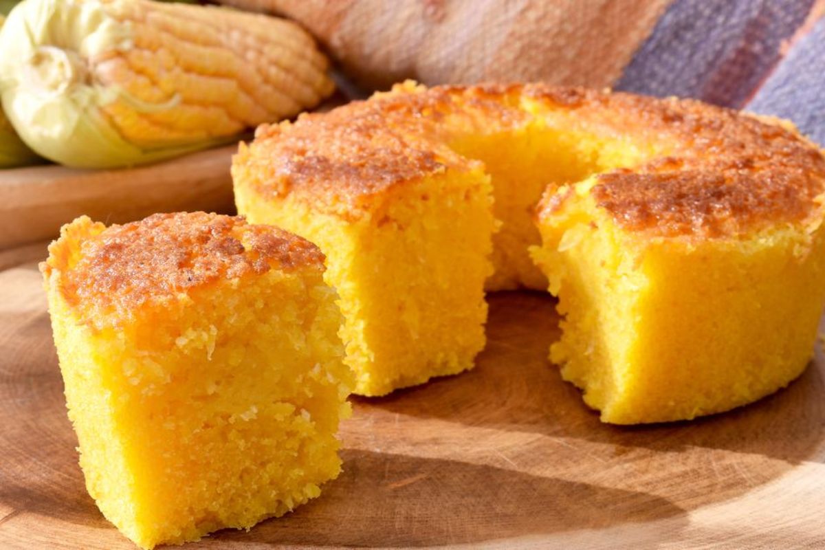 Bolo de Milharina: Uma Delícia Simples e Fofinha, Feita no Liquidificador!