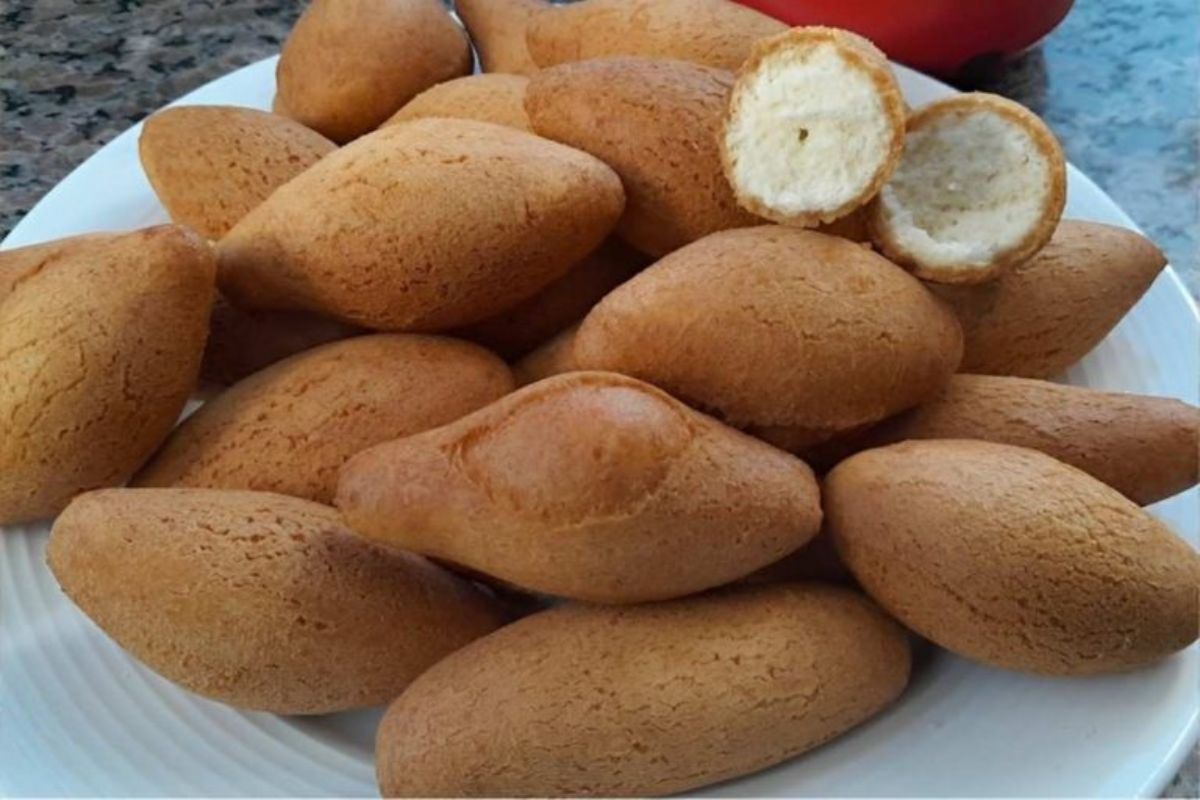 Crocância e Sabor Puro: Aprenda a Fazer o Irresistível Bolinho de Polvilho Mineiro Frito sem Farinha de Trigo!