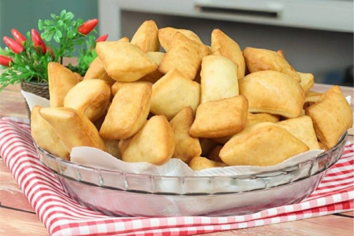 Massinha frita ou bolinho de vento: Receitinha que a minha Vó Ana me ensinou!