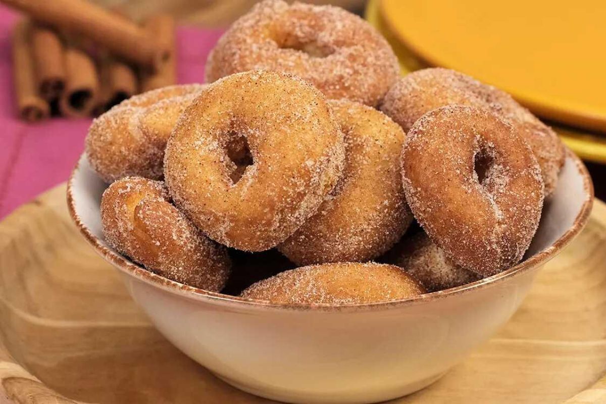 Rosquinha de Limão: O Doce Sabor da Simplicidade em Cada Mordida!