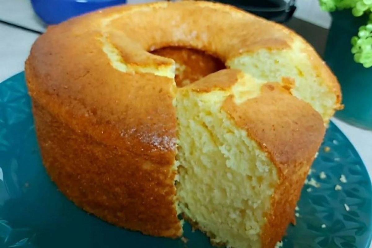 Saboreie a Delícia Cítrica do Bolo de Laranja com Creme de Leite: Uma Combinação que Vai Encantar seu Paladar!