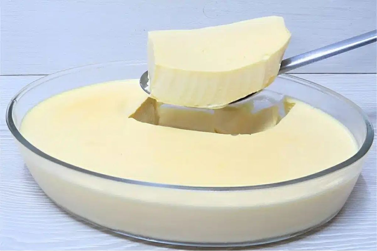 Surpreenda Seus Convidados Com Essa Sobremesa Cremosa de Gelatina Simples e Prática Para Qualquer Dia da Semana!