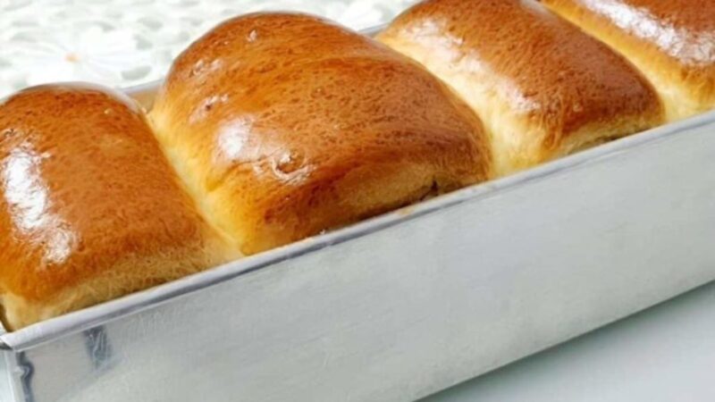 Pão de Manteiga fofinho: Receitinha perfeita pra servir com o Café!