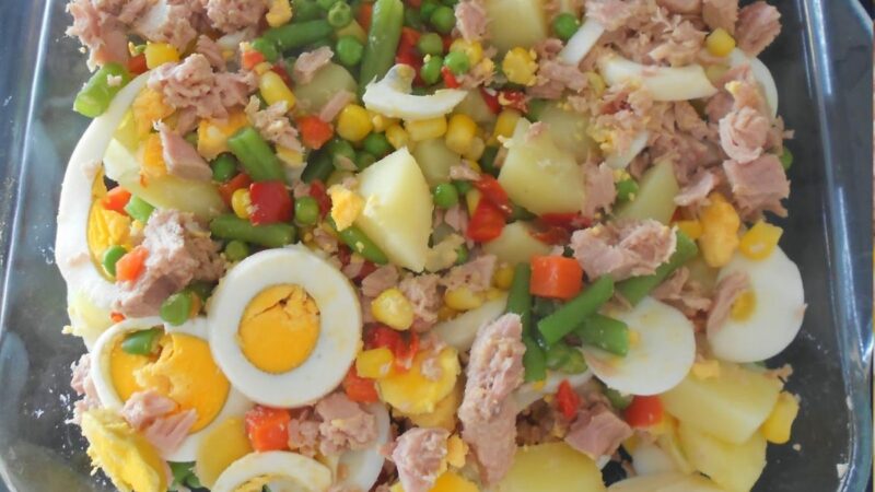 Salada Russa Express: Sabor e Agilidade em Apenas 3 Minutos!