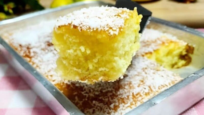 Bolo de Laranja Mineiro: Sabor Solar com Toque de Coco!