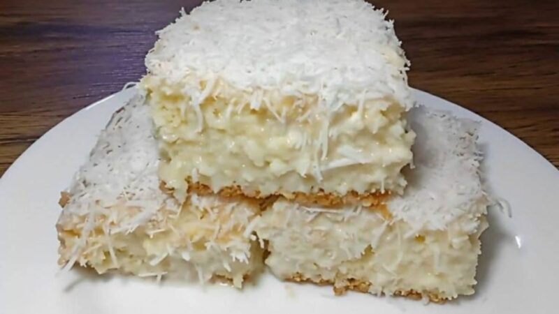 Bolo de Coco Gelado: Um Pedacinho do Paraíso na Terra!