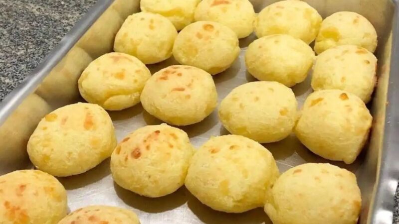 Explosão de Sabor: Pãozinho de Tapioca com Queijo, a Combinação Perfeita de Crocância e Cremosidade!