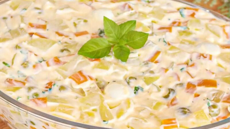 Salada de Maionese Saudável: Sabor e Bem-Estar em Cada Garfada!