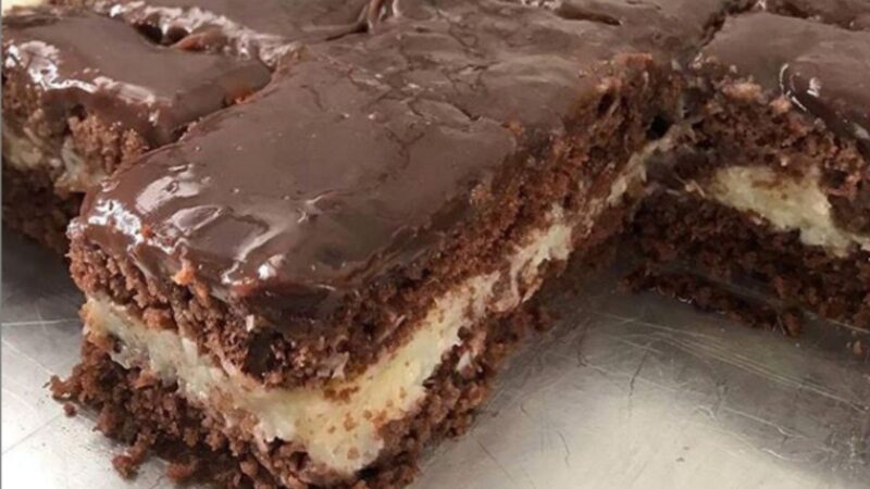 Bolo Prestígio Gelado: Uma Tentação Gelada de Chocolate e Coco para Deliciar-se a Cada Mordida!