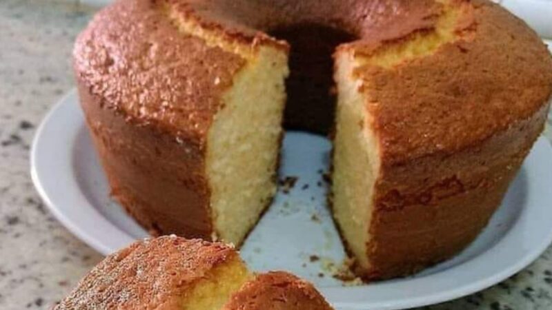 Bolo de Iogurte Prático: A Receita que Conquista Paladares com Simplicidade e Sabor