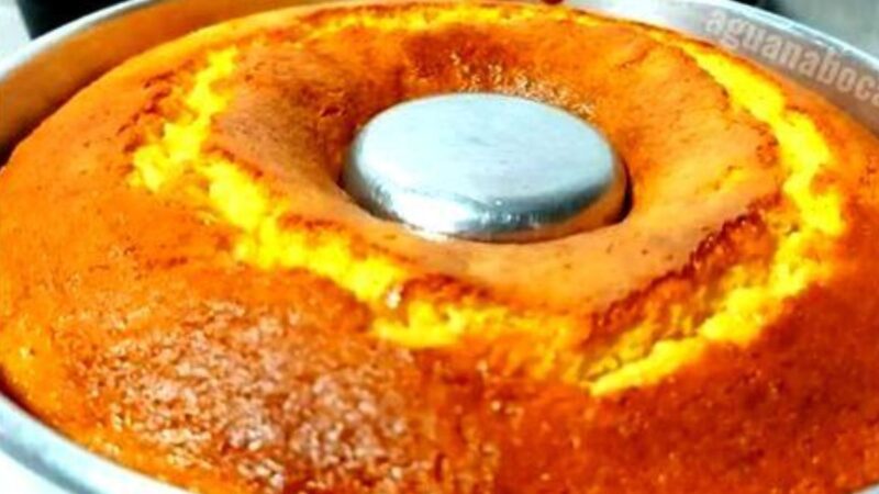 O Sabor Autêntico da Tradição: Bolo de Fubá com Toque Cítrico de Laranja