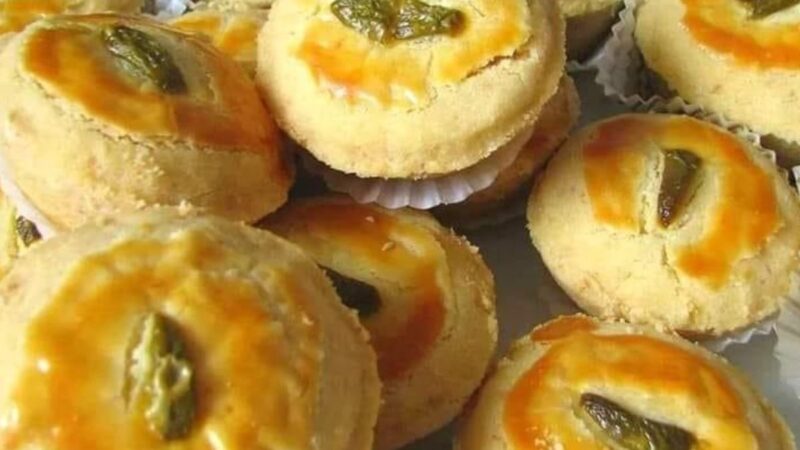 Empadinhas Deliciosas: Uma Viagem de Sabores em Cada Mordida!