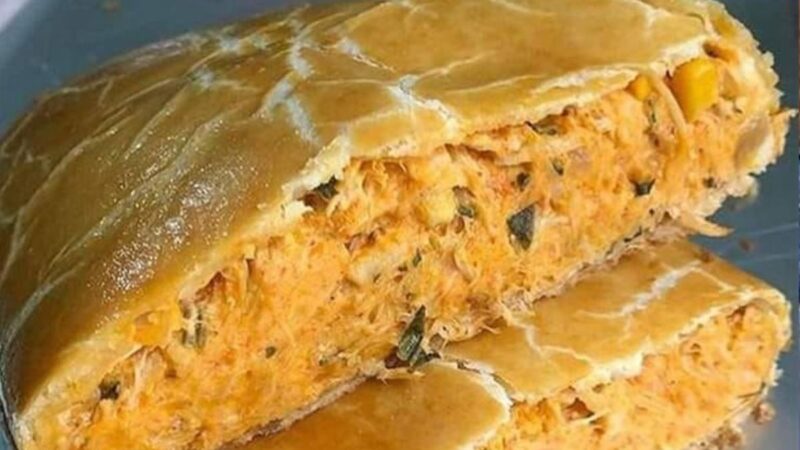 Desfrute de uma Explosão de Sabor: Receita de Torta de Frango Molhadinha