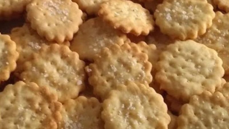 Desvendando o Segredo: Biscoitinhos Salgados Assados