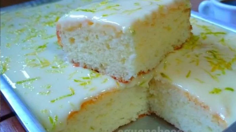 O Segredo do Bolo de Limão Perfeito com Cobertura: Uma Explosão de Sabor Cítrico!