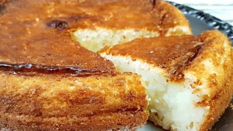 Delicie-se com um Bolo de Coco Cremoso de Liquidificador: Simplesmente Irresistível!