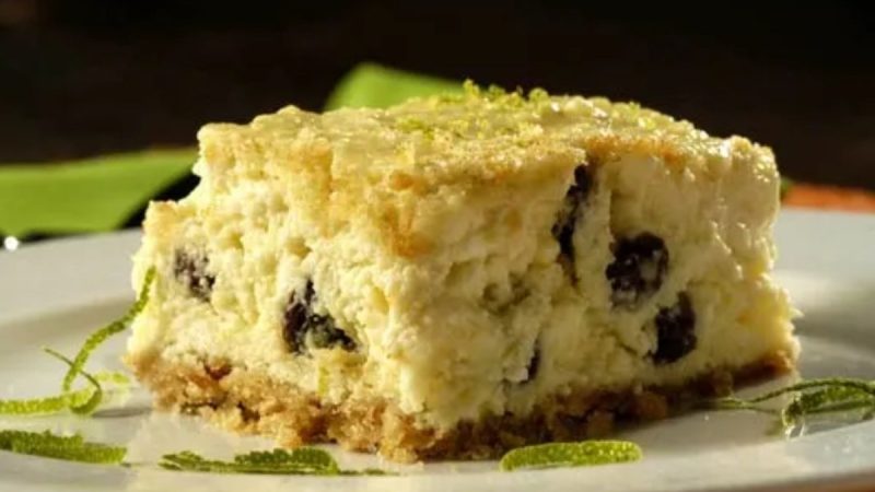 Torta de Ricota com Uva Passa: Uma Delícia Clássica da Cozinha Italiana