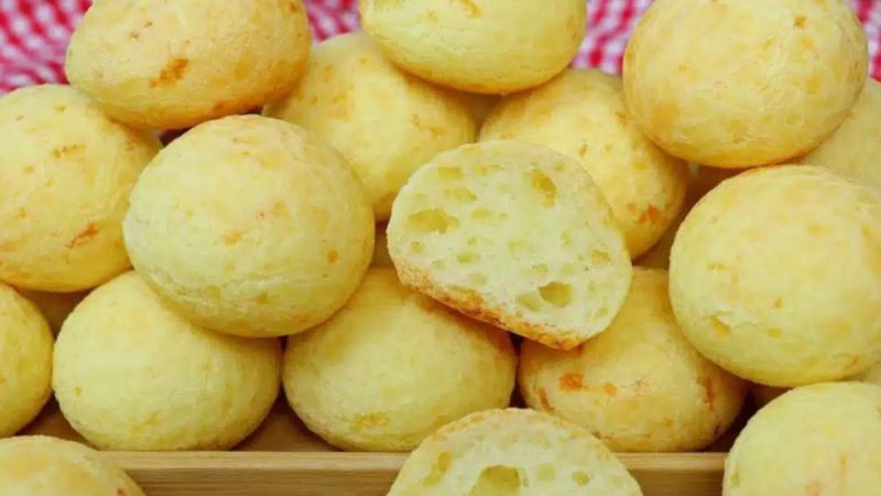 A Deliciosa Tradição do Pão de Queijo Mineiro: Uma Receita que Derrete Corações