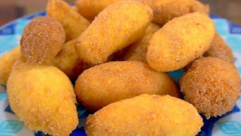 Delicie-se com os Irresistíveis Bolinhos de Chuva de Fubá: Uma Receita Tradicional e Acolhedora