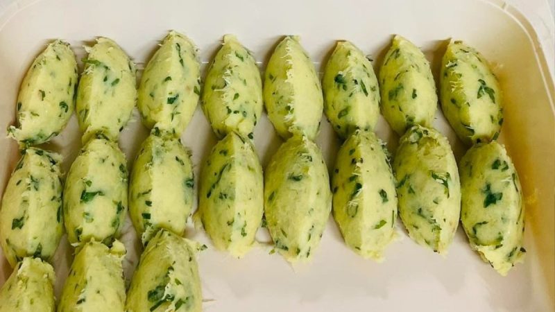 Bolinhos de Bacalhau: a Receita da Minha Querida Avó que Encanta Paladares