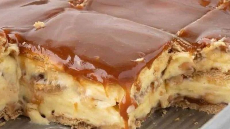 Desperte os Sentidos com o Delicioso Bolo Eclair de Maçã e Caramelo