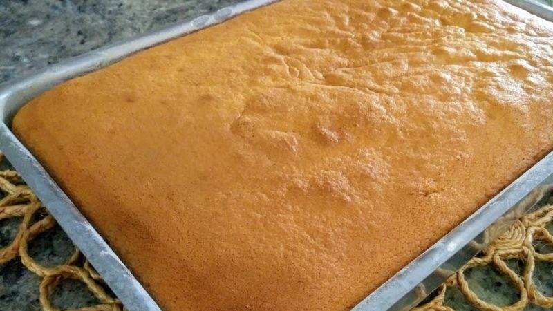Viaje no Tempo com o Delicioso Bolo Anos 90: A Receita Nostálgica que Marcou Época!