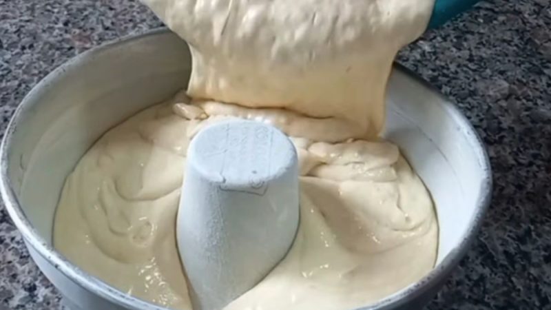 O Segredo do Bolo de Banana de Liquidificador: Uma Receita Simples e Deliciosa que Encanta Paladares