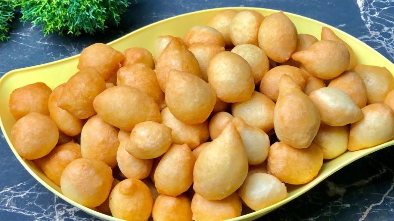 A Delícia Simples que Aquece o Coração: Bolinho de Chuva da Vovó