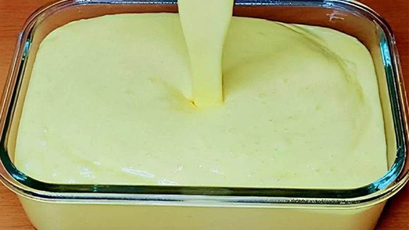 Surpreenda com essa Sobremesa Rápida e Deliciosa: Gelatina Cremosa de Abacaxi!