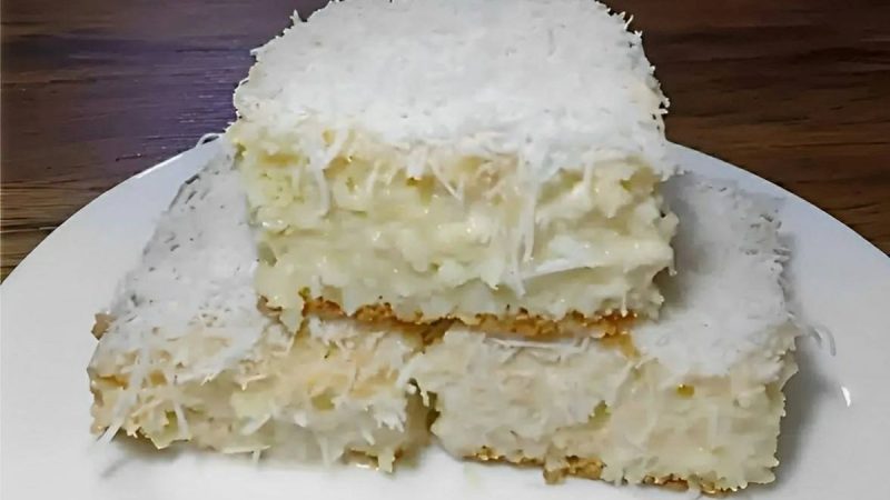 Revelando o Segredo do Bolo Gelado de Coco Molhadinho: Uma Sobremesa Irresistível