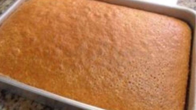 Descubra o Segredo do Bolo Gigante de 3 Ingredientes: Uma Receita Simples e Irresistível