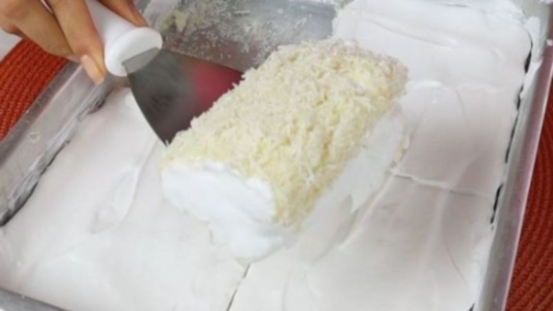 Descubra o Segredo da Sobremesa Nuvem de Coco: Leveza e Sabor em Cada Mordida!