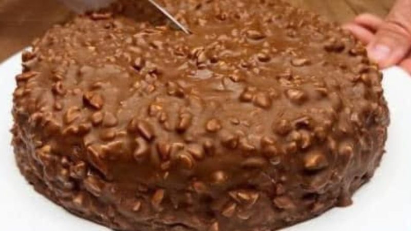 A Delícia em Tempo Recorde: Torta de Chocolate em 15 Minutos