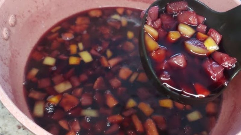 Vinho Quente de Festa Junina: Receita Saborosa e Fácil para Aquecer Seus Festivais