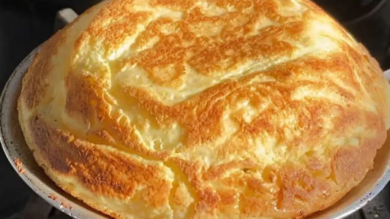 Pão de Maisena de Frigideira: Pronto em Poucos Minutos e Deliciosamente Quentinho