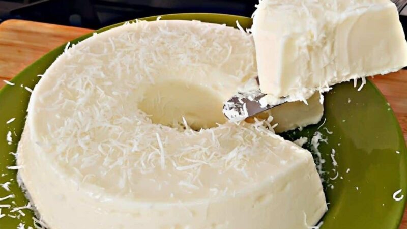 Sobremesa Nuvem de Coco – Super Fácil, Geladinha e Derrete na Boca