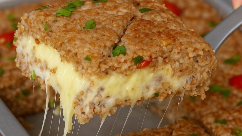 Kibe de Forno Recheado com Muçarela e Requeijão: Crocante Por Fora, Cremoso Por Dentro!
