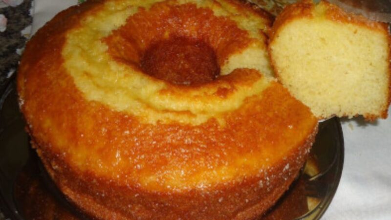 O Segredo do Bolo de Fubá que Derrete na Boca