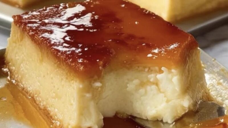 Caçarola Italiana Cremosa com Coco e Queijo: Uma Delícia que Derrete na Boca