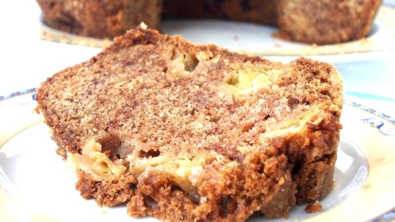 Bolo de Maçã com Canela – Sabor e Saúde em Cada Fatia
